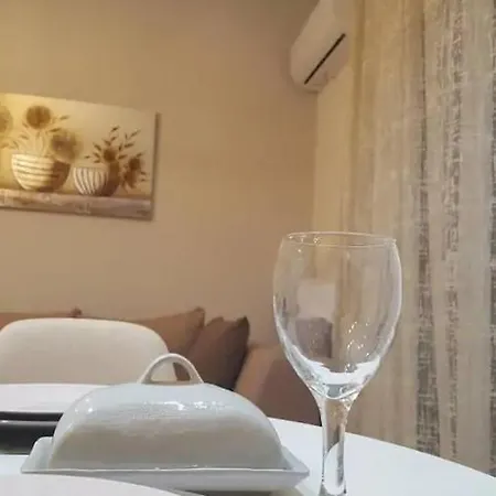 Downtown Apartment *